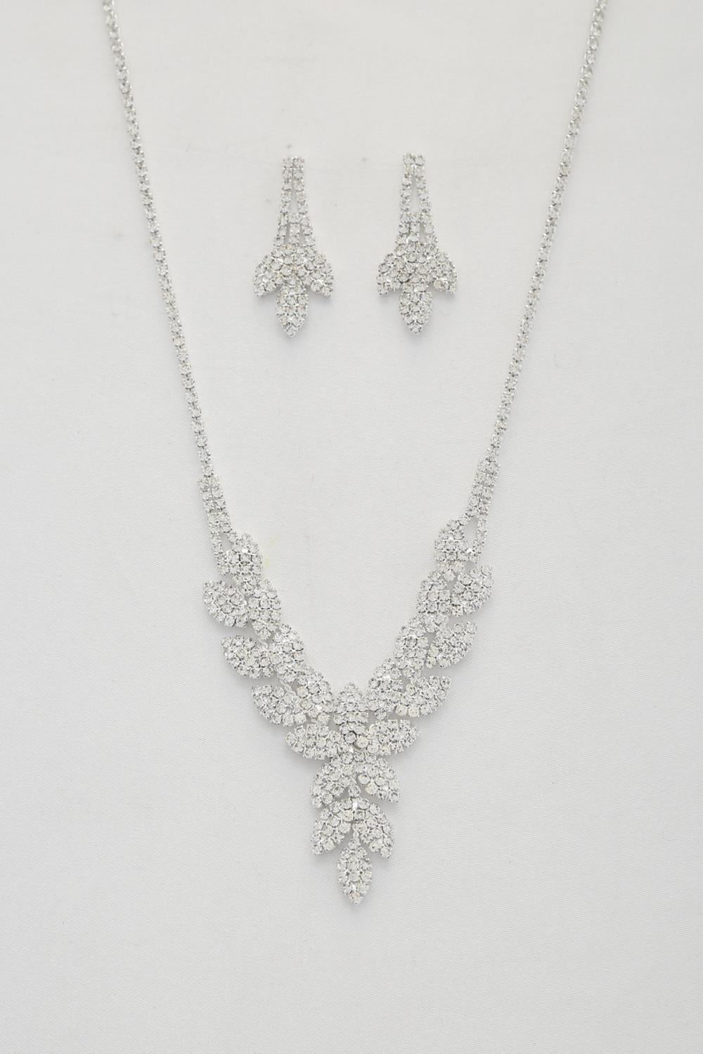 Women's Leaf Pattern Crystal Necklace